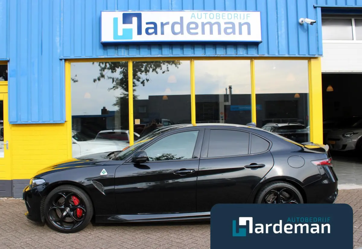 2.9 V6 Quadrifoglio H/K Driver assist.