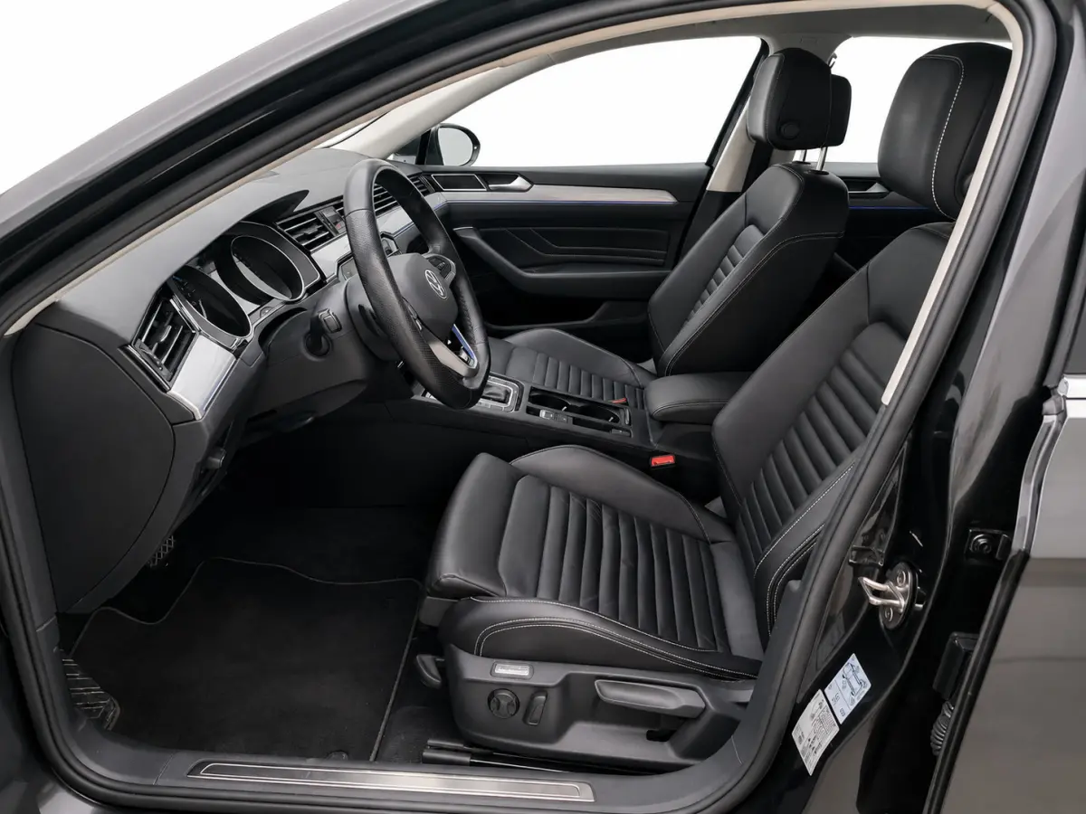 1.4 TSI PHEV GTE | Matrix | Leer | Sfeerverlichting | Camera | Mangangrau Metallic