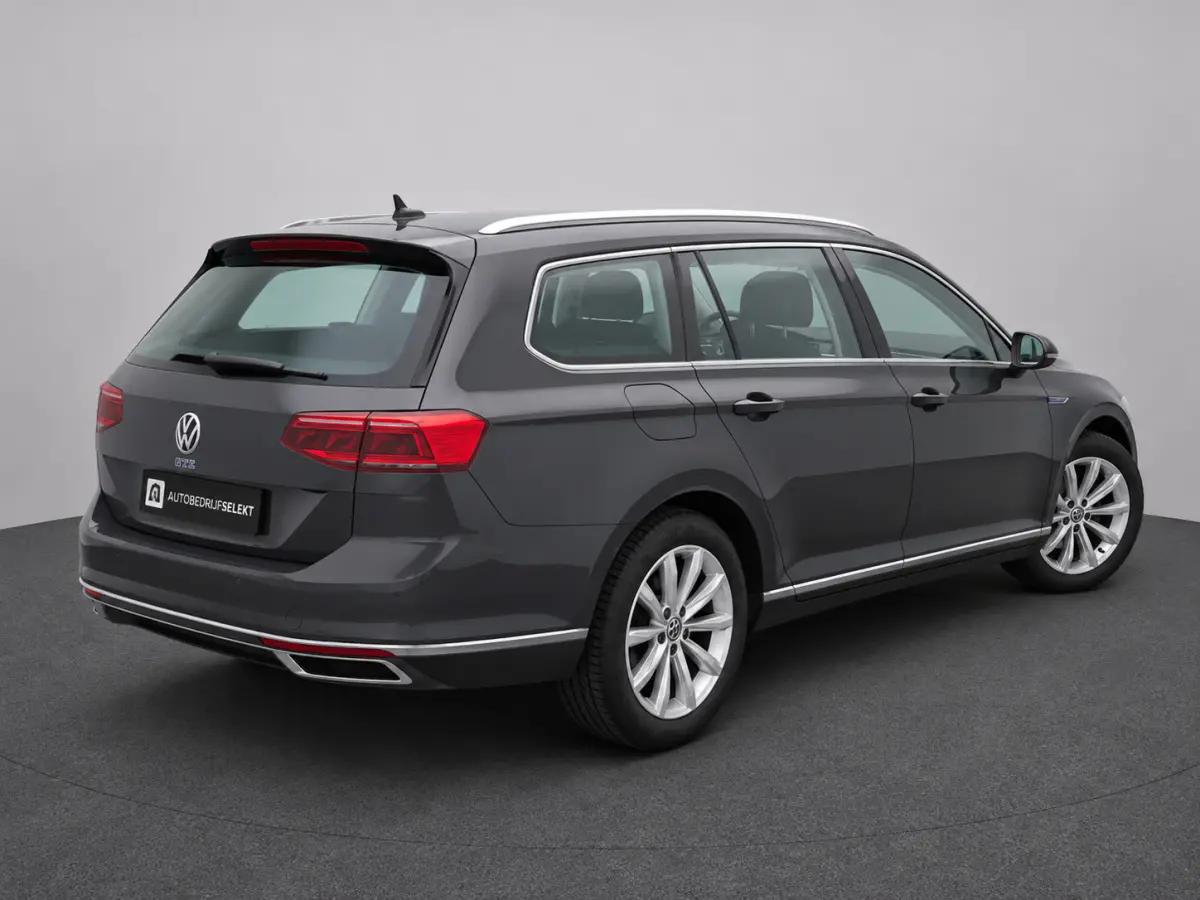 1.4 TSI PHEV GTE | Matrix | Leer | Sfeerverlichting | Camera | Mangangrau Metallic