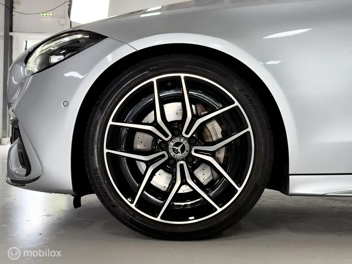 200 4MATIC AMG | Pano | Memory | Cam | 19" AMG velgen | Dodehoek | Leer | Sfeer | Dynamic | 224 PK