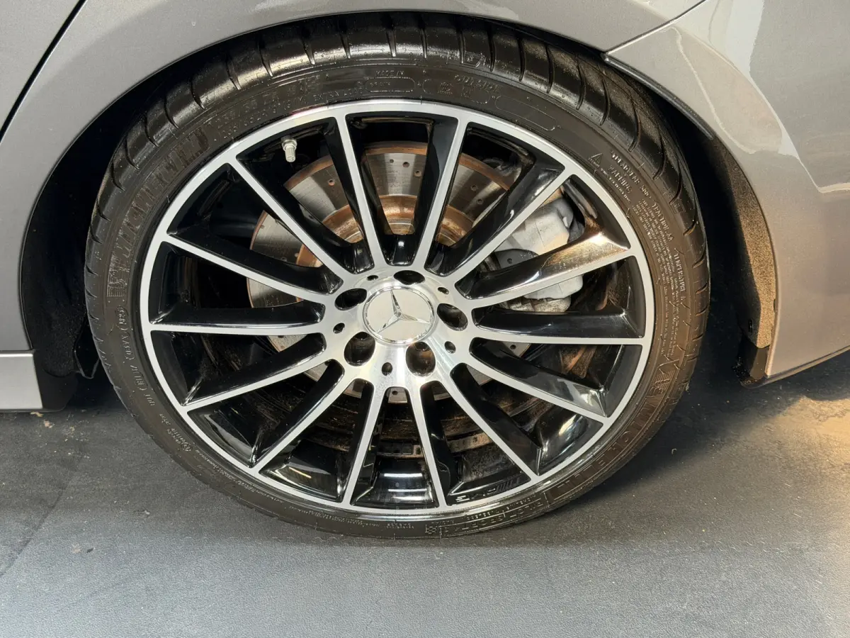 AMG 35 4MATIC Premium Plus | Pano | Sfeer | Burmester | Camera | ACC | Nieuwstaat | Dealeronderhouden