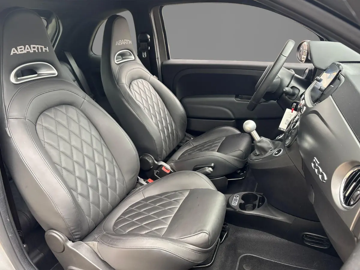 1.4 T-Jet 165pk Turismo | Navigatie | Lederen bekleding | Climate Control | LMV 17"|