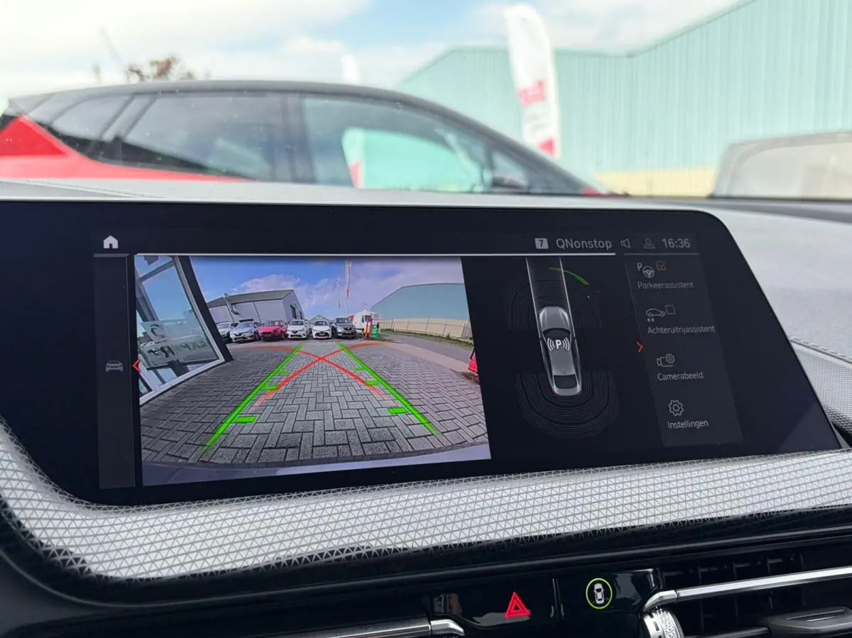 218i Business Edition Plus|Automaat|Carplay|Full LED|Camera