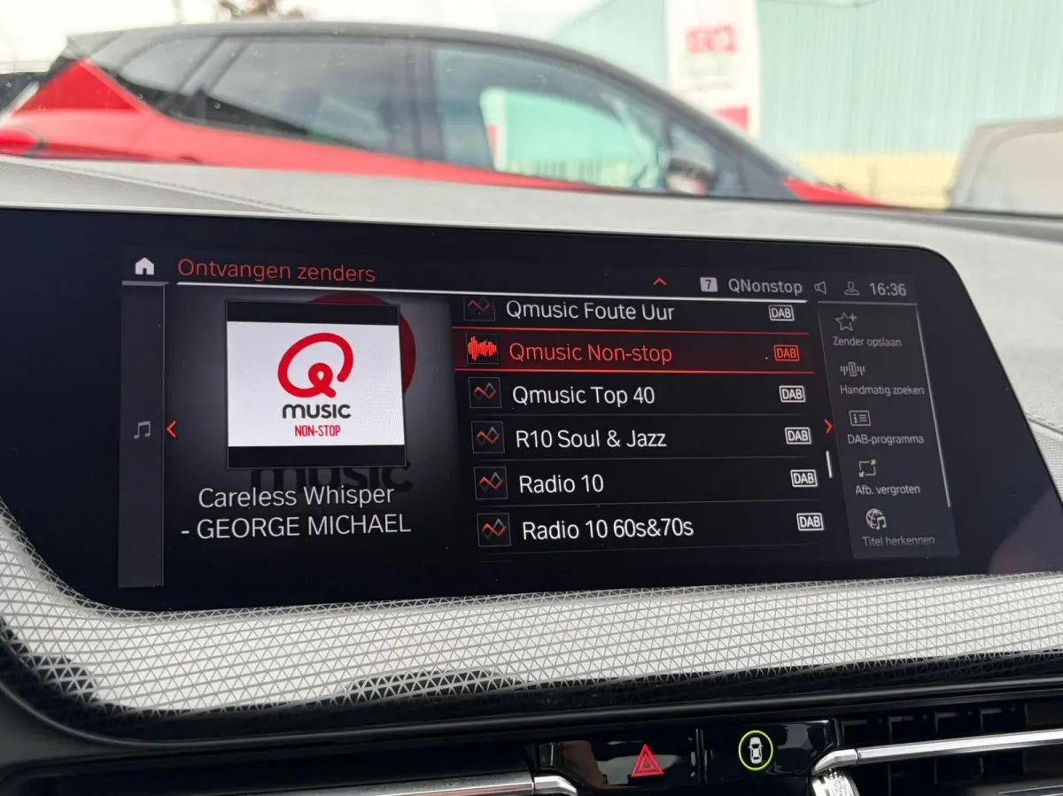 218i Business Edition Plus|Automaat|Carplay|Full LED|Camera