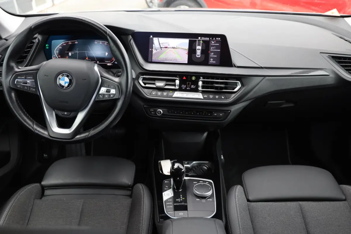 218i Business Edition Plus|Automaat|Carplay|Full LED|Camera