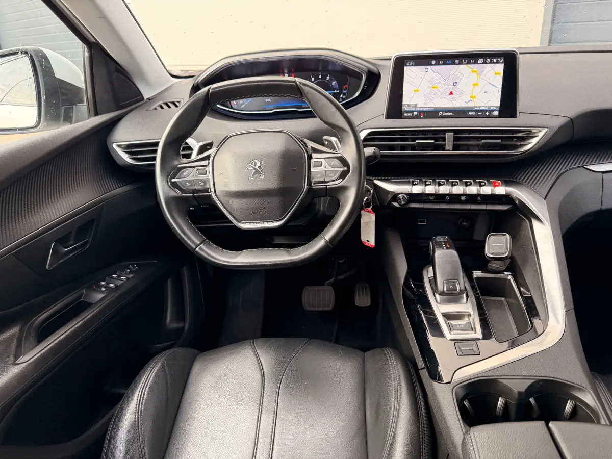 1.2 PureTech Blue Lease Executive/7persoons/Automaat/Navi/Camera/Leder/Goed-onderhouden