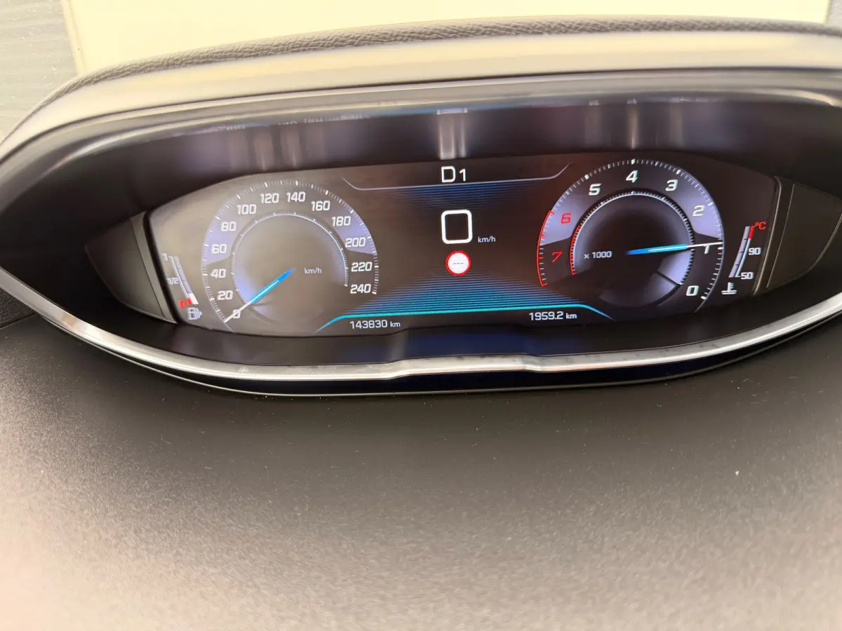 1.2 PureTech Blue Lease Executive/7persoons/Automaat/Navi/Camera/Leder/Goed-onderhouden