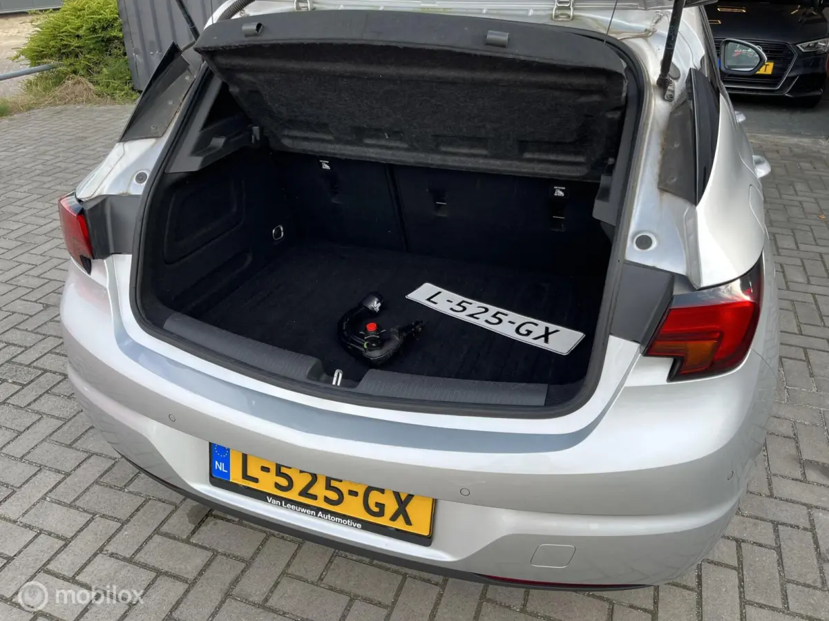 1.2 Edition|Trekhaak|Parkeersensoren|Cruise|Navigatie