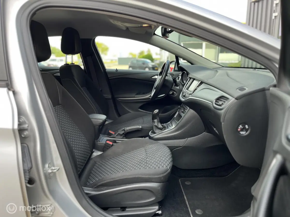 1.2 Edition|Trekhaak|Parkeersensoren|Cruise|Navigatie
