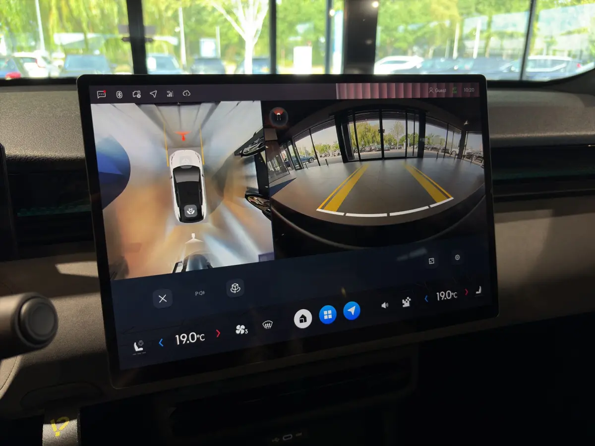 200 kW More | BLIS | 360 Camera | Stoel + Stuur Verwarming | Harman Kardon | Apple / Android Carplay |