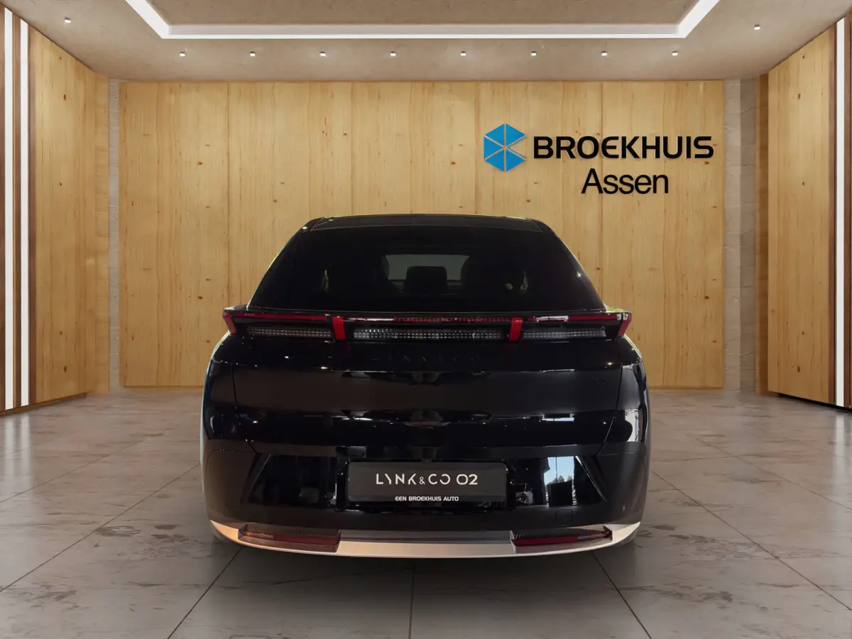 200 kW More | BLIS | 360 Camera | Stoel + Stuur Verwarming | Harman Kardon | Apple / Android Carplay |
