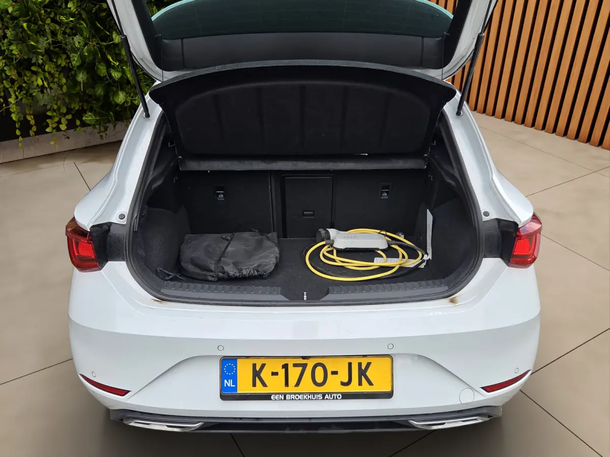 1.4 TSI eHybrid PHEV FR | Trekhaak | Camera | CarPlay | Adaptive Cruise | Sfeerverlichting