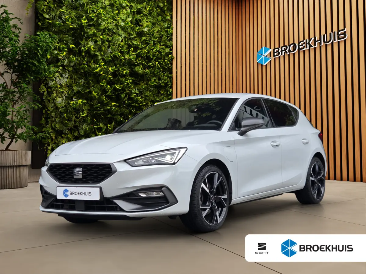 1.4 TSI eHybrid PHEV FR | Trekhaak | Camera | CarPlay | Adaptive Cruise | Sfeerverlichting