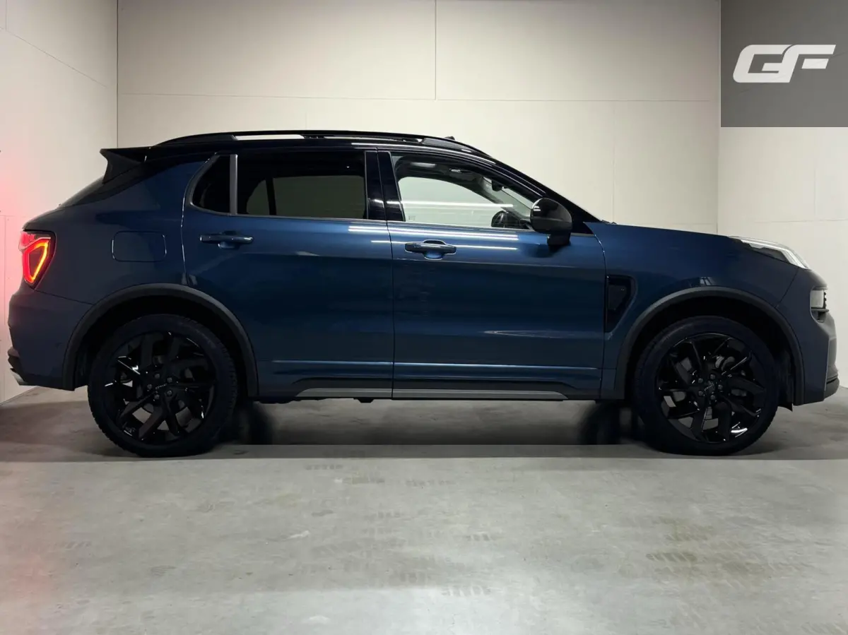 1.5 Plug-in Black Edition Pano Sfeer. CarPlay