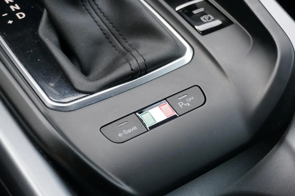 1.3T PHEV Edizione Speciale 280PK + 360 CAMERA / STUURVERWARMING / DODEHOEK
