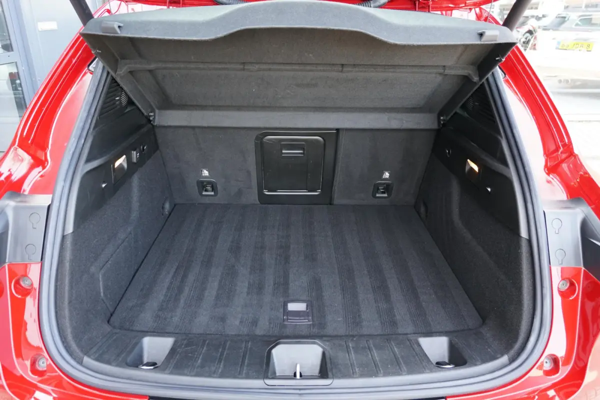 1.3T PHEV Edizione Speciale 280PK + 360 CAMERA / STUURVERWARMING / DODEHOEK