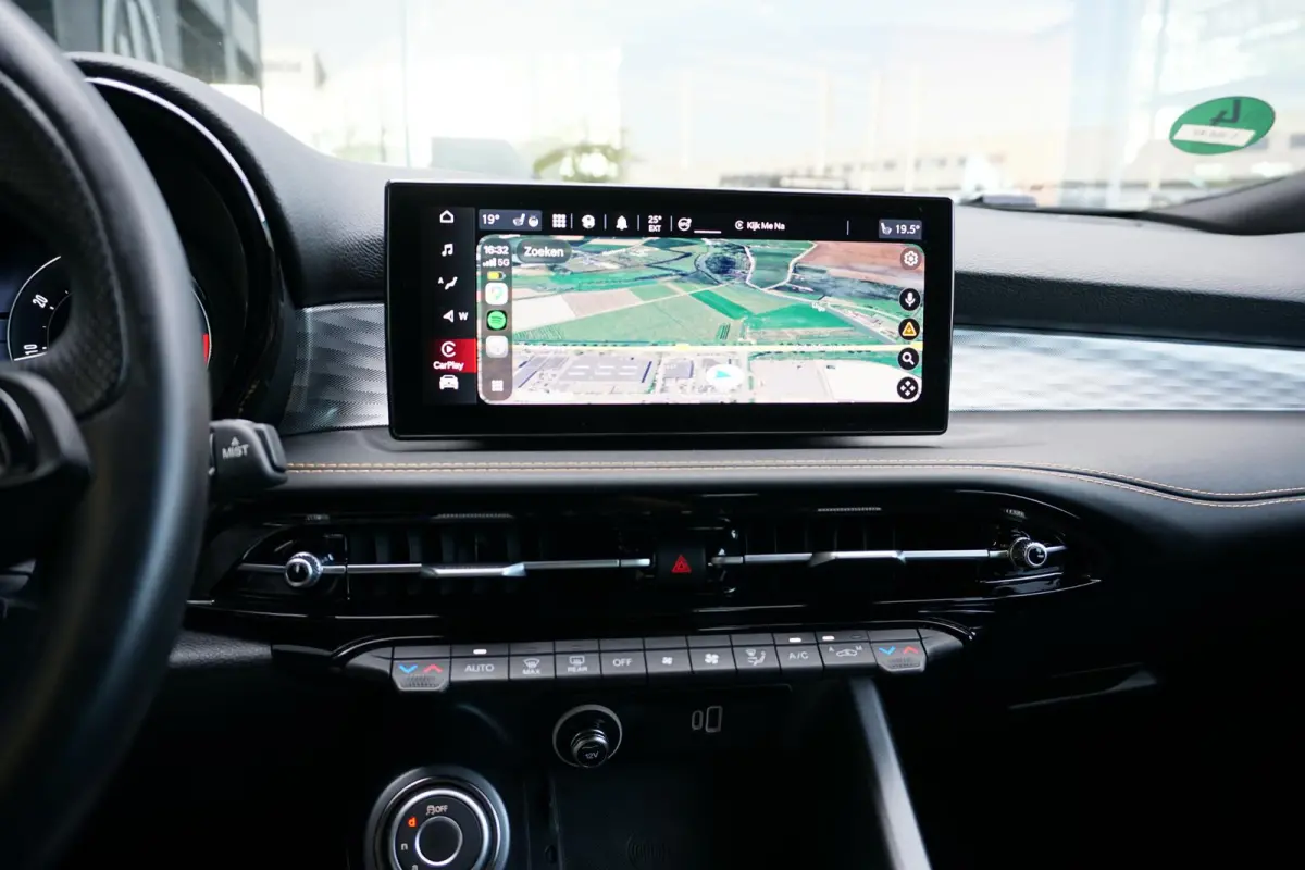 1.3T PHEV Edizione Speciale 280PK + 360 CAMERA / STUURVERWARMING / DODEHOEK