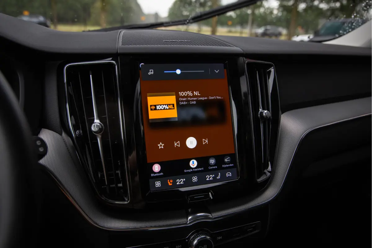 2.0 T6 Plug-in hybrid AWD Plus Dark , Long Range, Panoramadak, Apple Carplay, Achteruitrijcamera, Harman Kardon