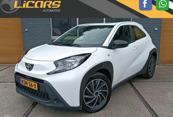1.0 VVT-i S-CVT Play automaat/CarPlay/camera/adap.cruise