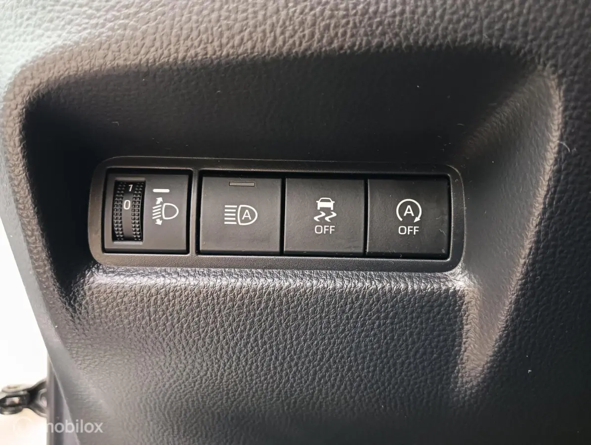 1.0 VVT-i S-CVT Play automaat/CarPlay/camera/adap.cruise