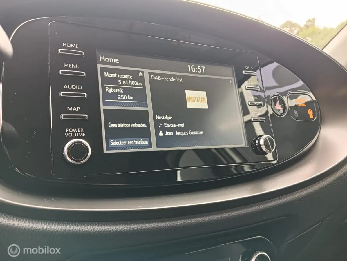 1.0 VVT-i S-CVT Play automaat/CarPlay/camera/adap.cruise