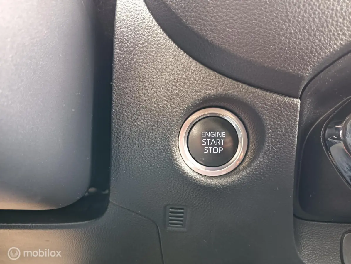 1.0 VVT-i S-CVT Play automaat/CarPlay/camera/adap.cruise