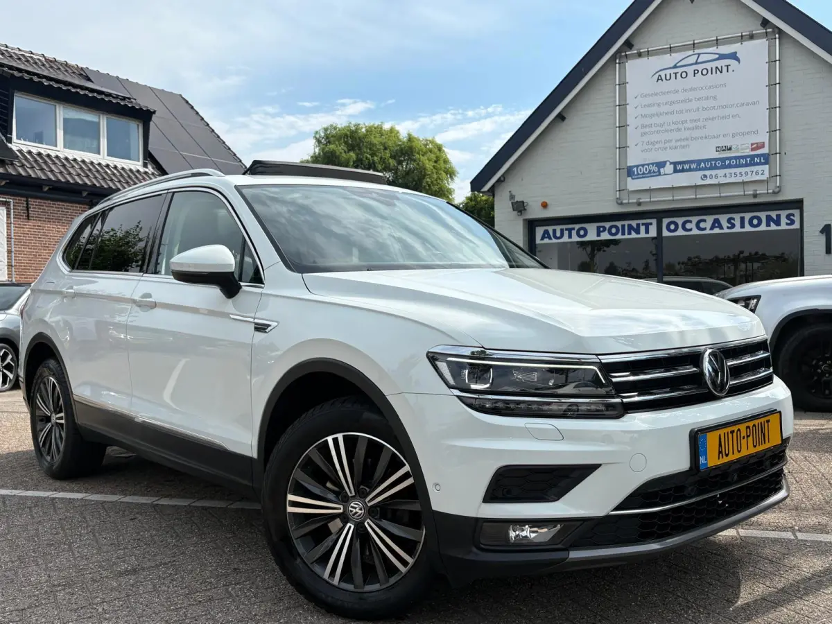 1.5 TSI PANO/19INCH-R-LINE/VIRTUAL/CARPLAY/KEYLESS/LEDER