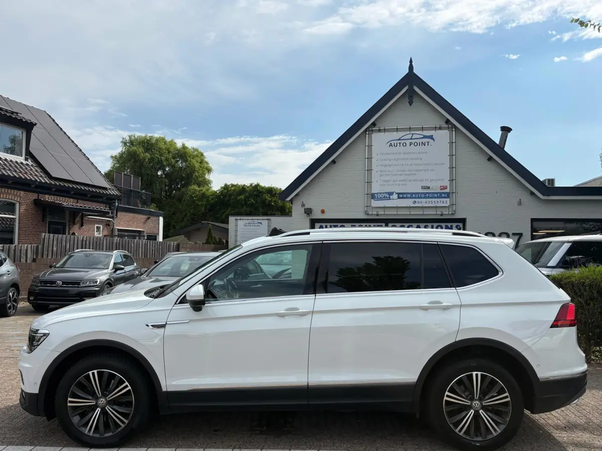 1.5 TSI PANO/19INCH-R-LINE/VIRTUAL/CARPLAY/KEYLESS/LEDER