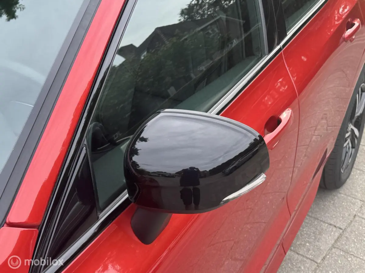 2.0 T6 Plug-in hybrid AWD Plus Dark