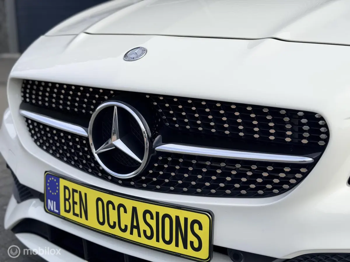 180 AMG CARPLAY PANO MEMORY BOMVOLL!!!