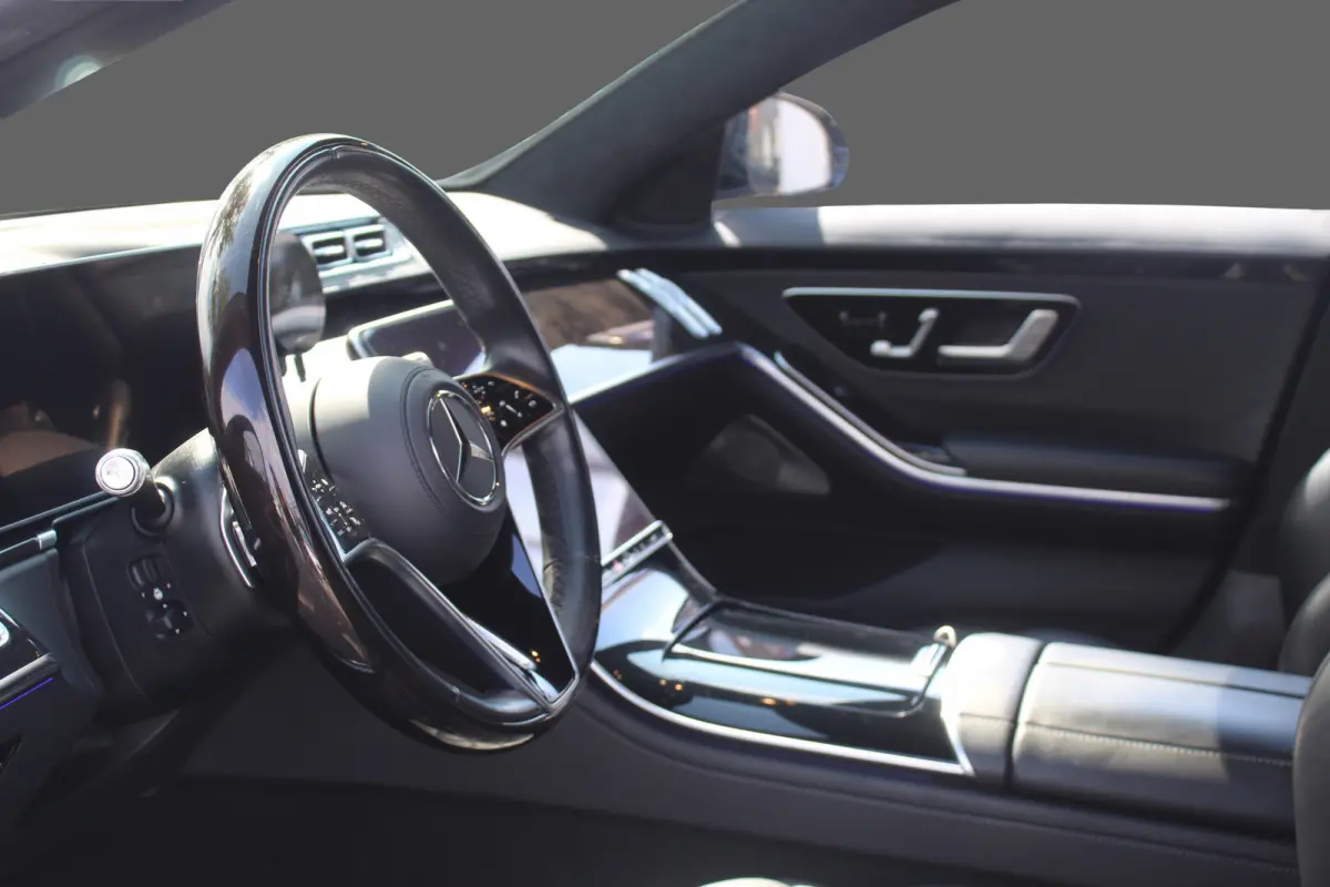 580e 4MATIC AMG Line Pano l Burmester l HUD l 360 camera l  Achterasbesturing l Rear executive loungel Dealer onderhouden l Proefrit op afspraak