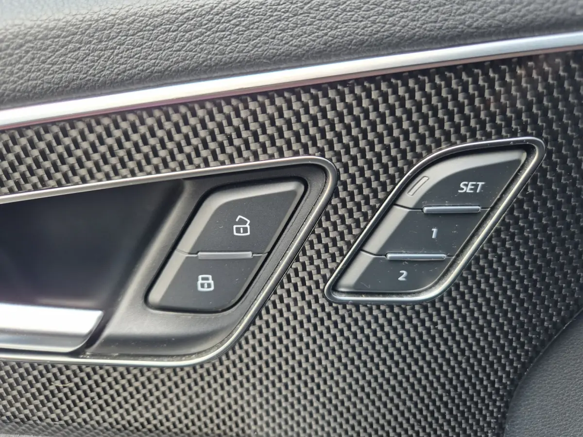 60 TFSI e quattro Pro Line S Competition,Leder,Navi/Carplay,365 Camera,Panorama,trekhaak,
