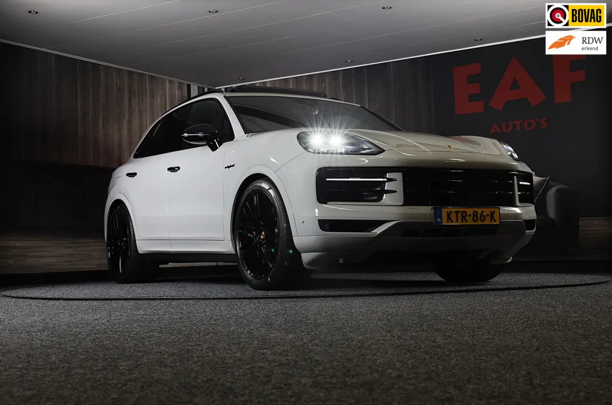 3.0 S E-Hybrid / 520 Pk / Head Up / 4W Sturing / Acc / Sport Design / Luchtvering / Sport Chrono / Open Pano / 22