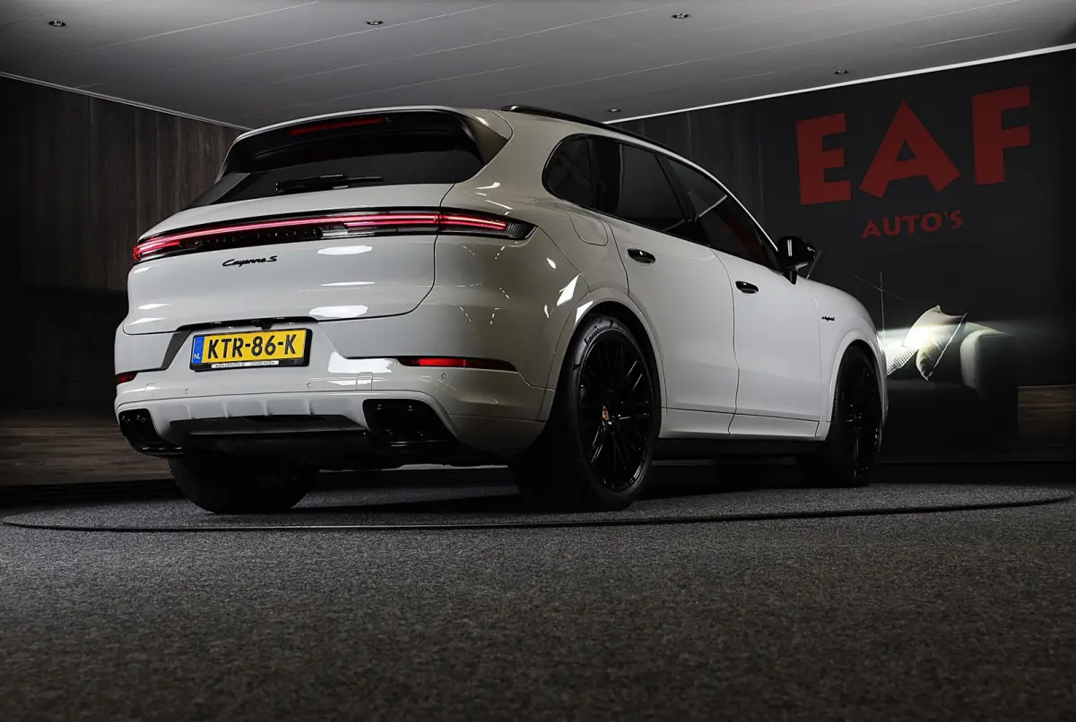 3.0 S E-Hybrid / 520 Pk / Head Up / 4W Sturing / Acc / Sport Design / Luchtvering / Sport Chrono / Open Pano / 22