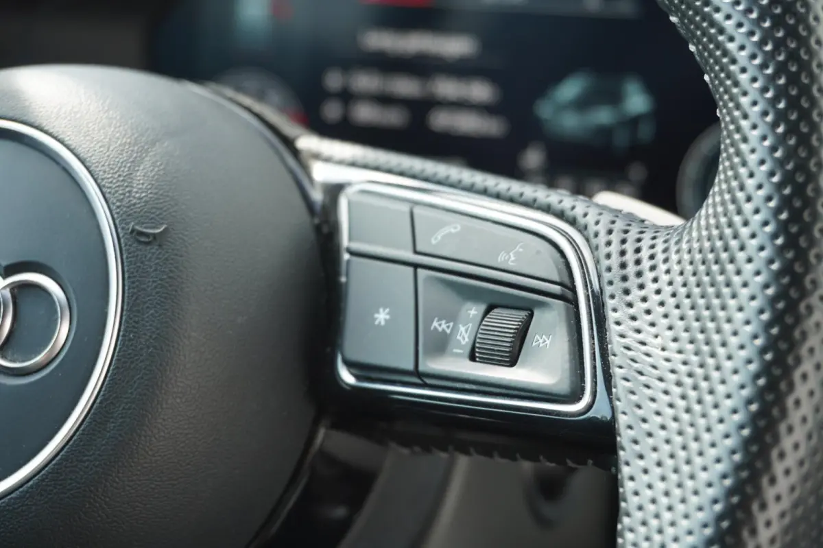 35 TFSI Launch edition Sport | Airco | Virt. cockpit | Vol opties | Elek. pakket | PDC | Dealerauto | Inruil moge