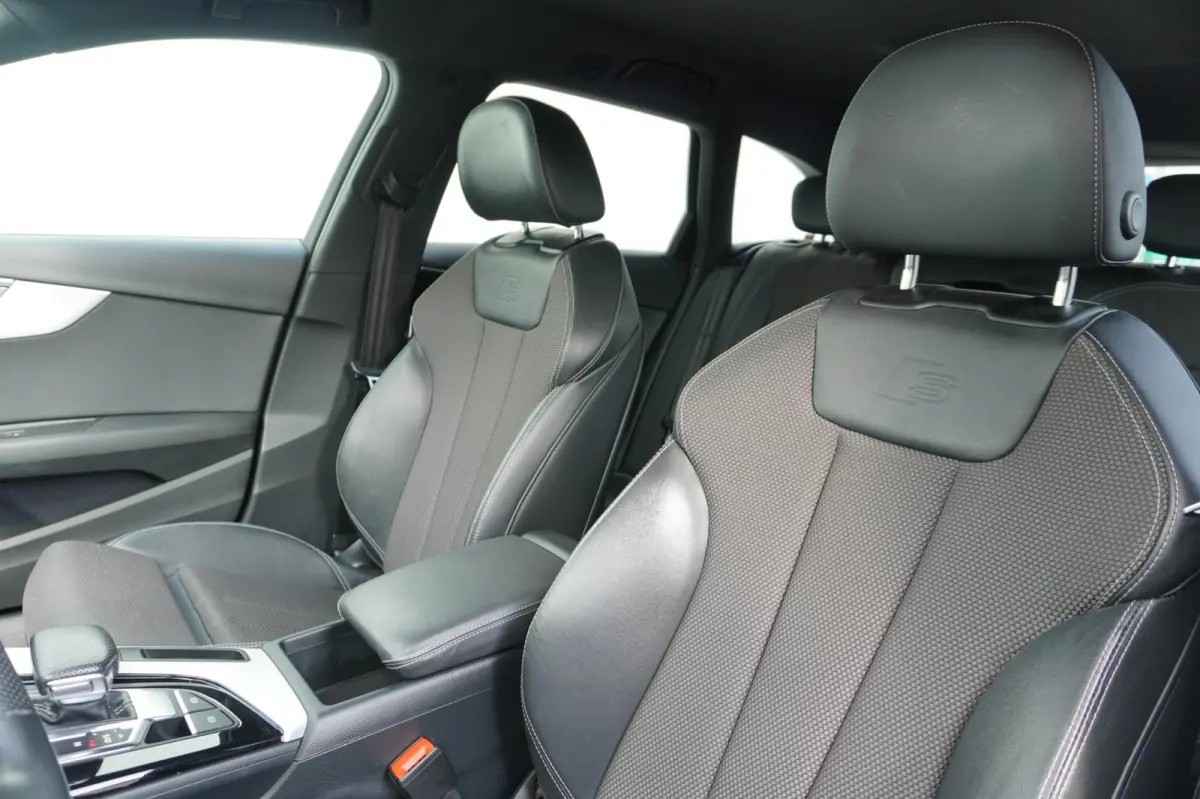 35 TFSI Launch edition Sport | Airco | Virt. cockpit | Vol opties | Elek. pakket | PDC | Dealerauto | Inruil moge