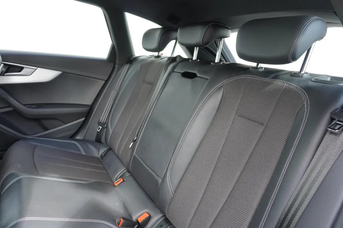 35 TFSI Launch edition Sport | Airco | Virt. cockpit | Vol opties | Elek. pakket | PDC | Dealerauto | Inruil moge