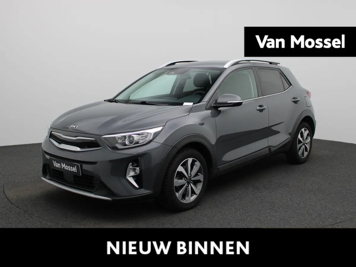 1.0 T 100 More | 100PK | Apple Carplay / Android Auto | Airco | Privacy Glass | Lichtmetalen Velgen |