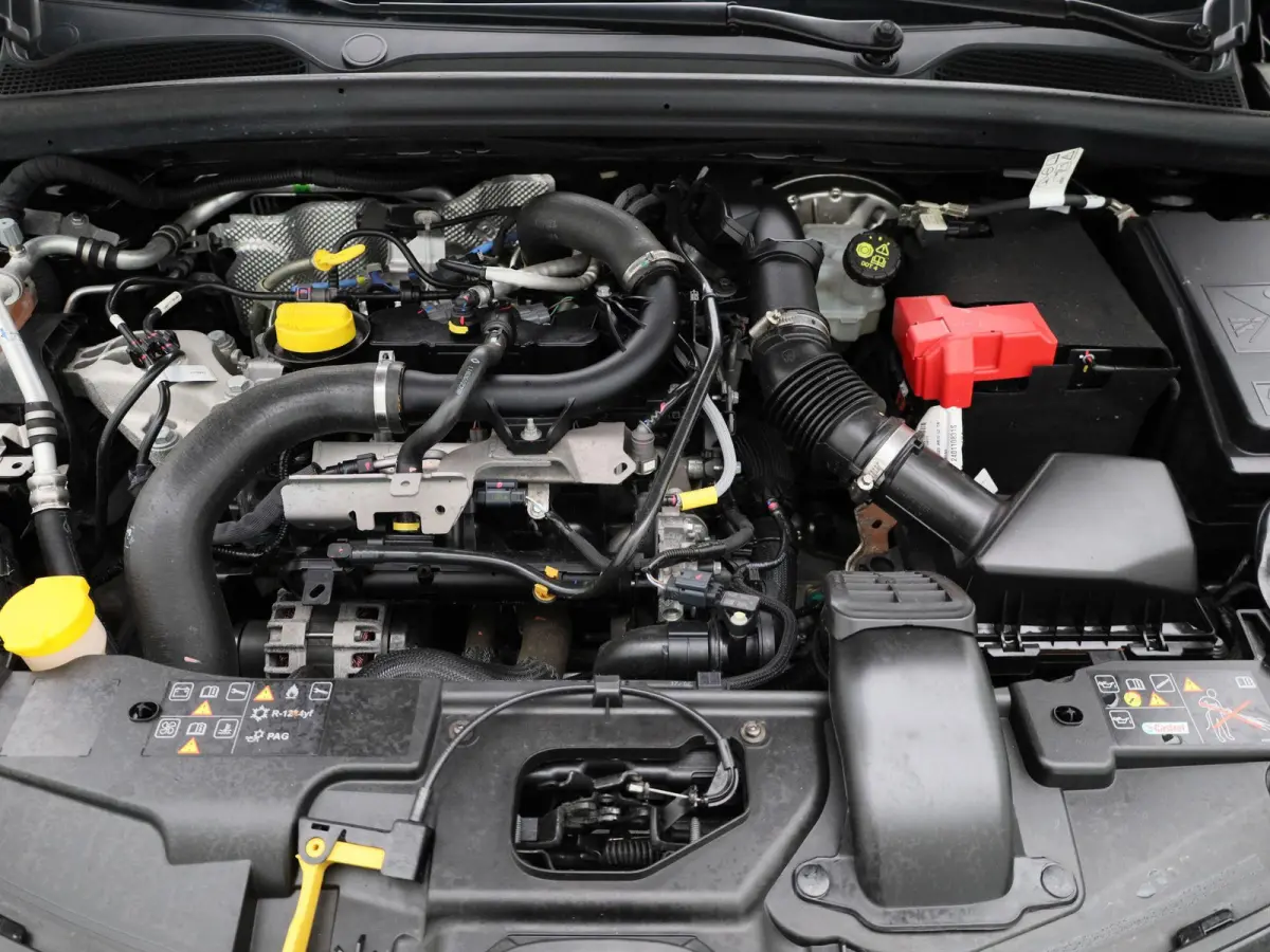 1.0 TCe 90 Equilibre | Apple Carplay / Android Auto | Multifunctioneel Stuurwiel | Lane Assist | Airco |