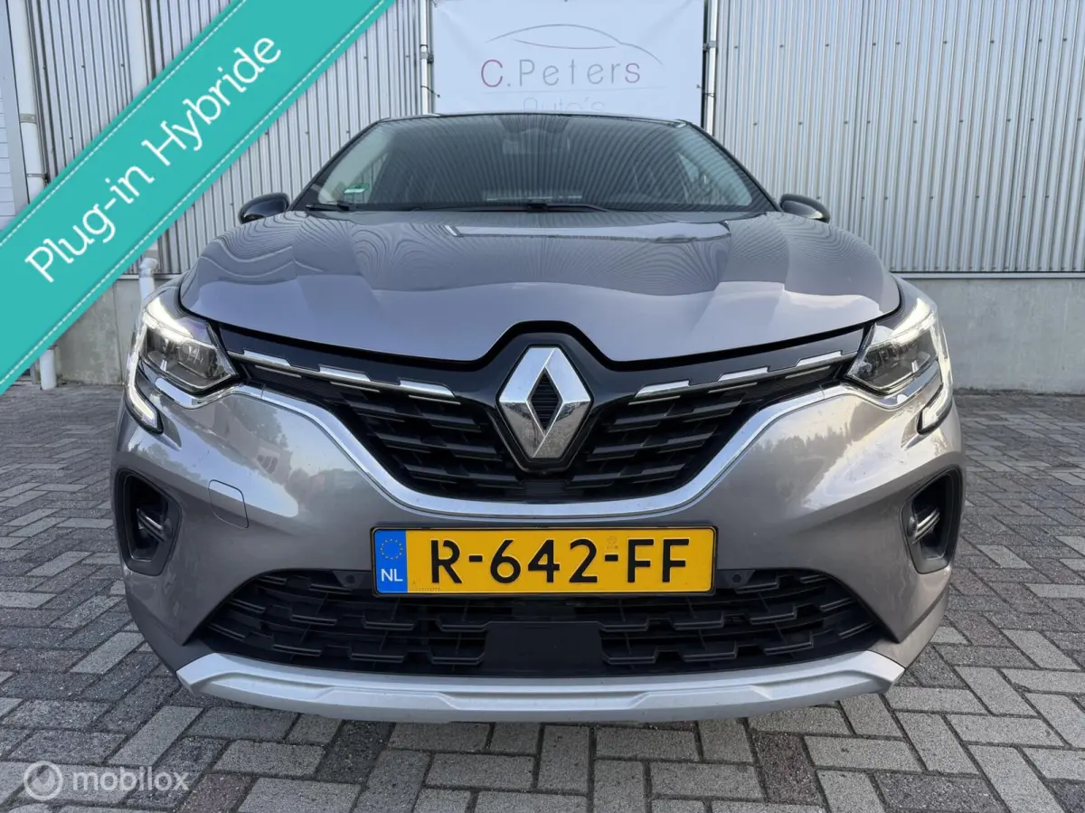 1.6 E-Tech Plug-in Hybrid 160pk Intens 2022 / Grootbeeld navi / Rondomzichcamera’s / Trekhaak / Keyless / 1e eigenaar NAP