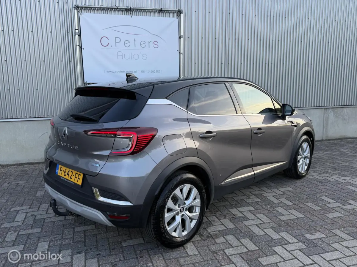 1.6 E-Tech Plug-in Hybrid 160pk Intens 2022 / Grootbeeld navi / Rondomzichcamera’s / Trekhaak / Keyless / 1e eigenaar NAP