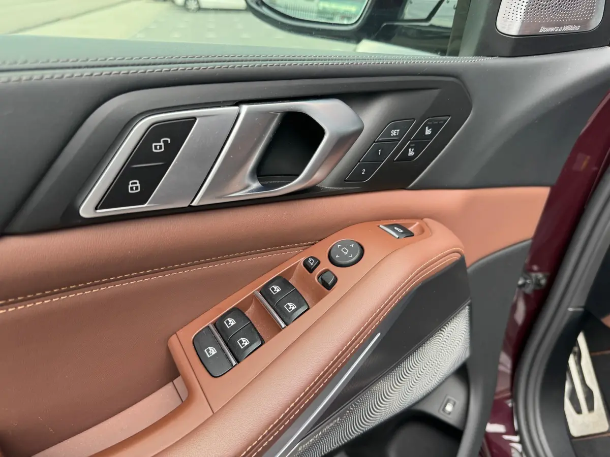 XDrive45e High Executive BOMVOL NAP Softclose Crystal