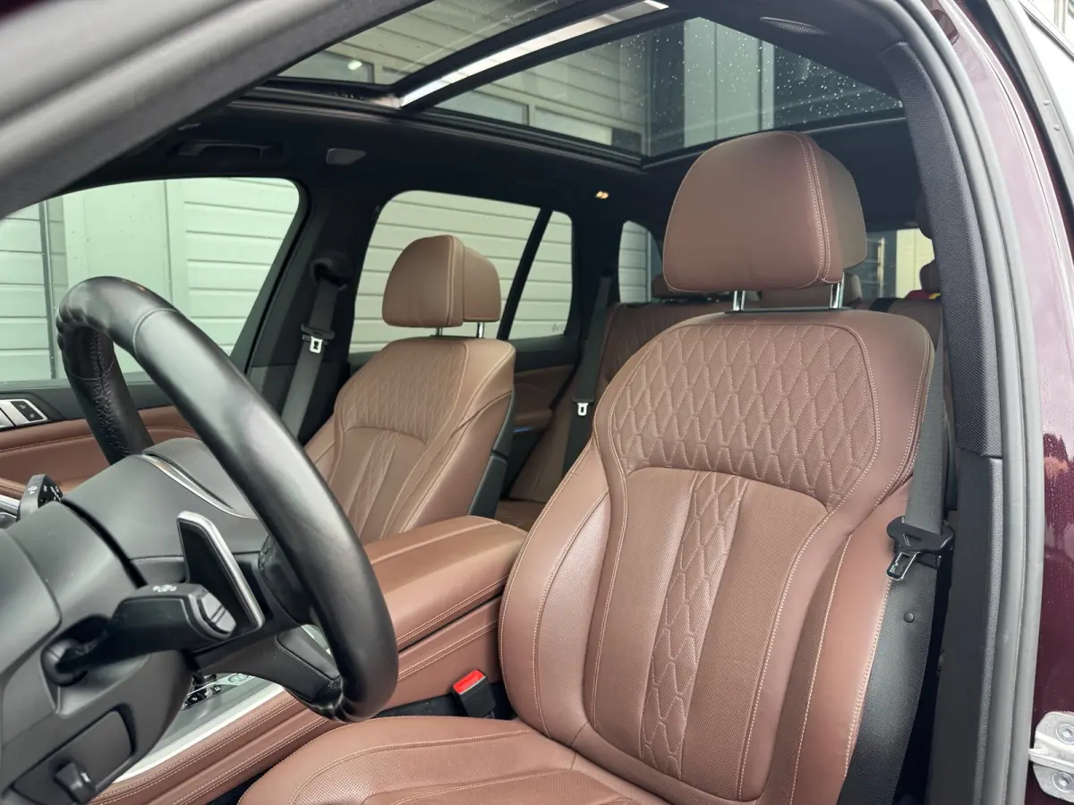 XDrive45e High Executive BOMVOL NAP Softclose Crystal