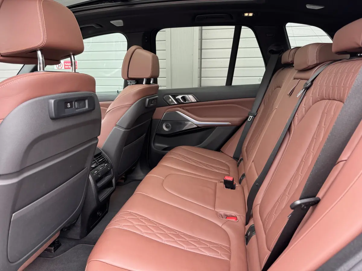 XDrive45e High Executive BOMVOL NAP Softclose Crystal