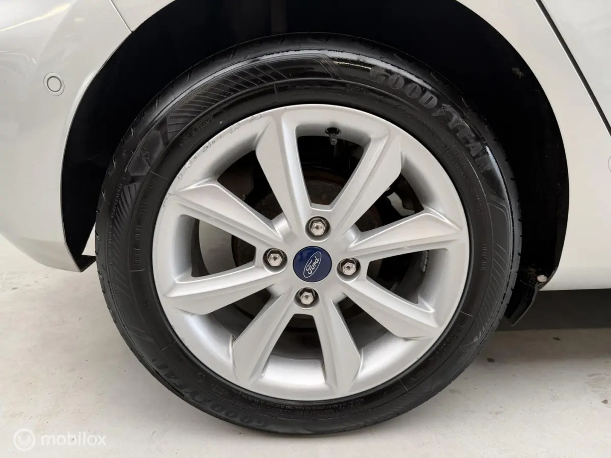Titanium 1.5 TDCi 2019 | Navi | Park Assist |