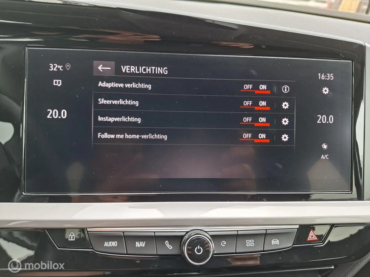 1.6 Turbo Plug-In Hybrid 4x4 GSe 300pk