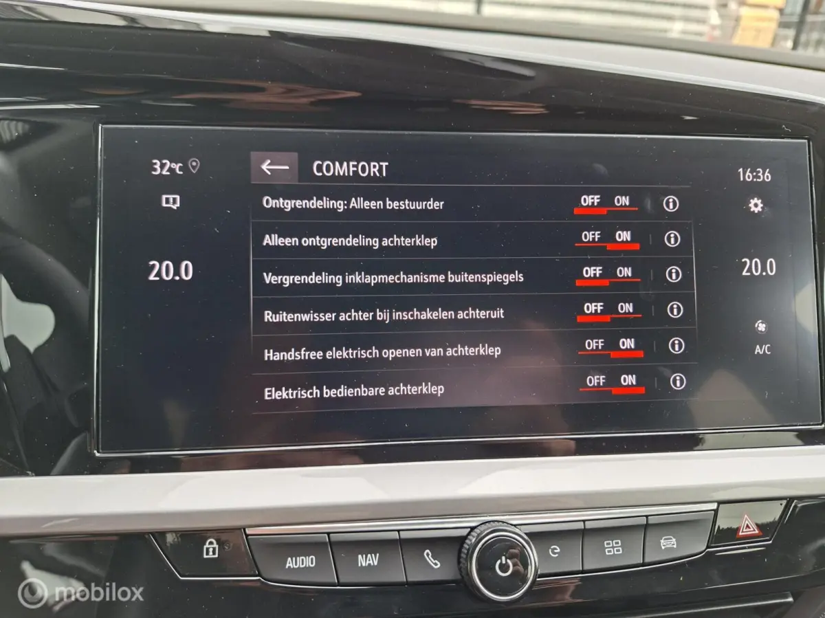 1.6 Turbo Plug-In Hybrid 4x4 GSe 300pk
