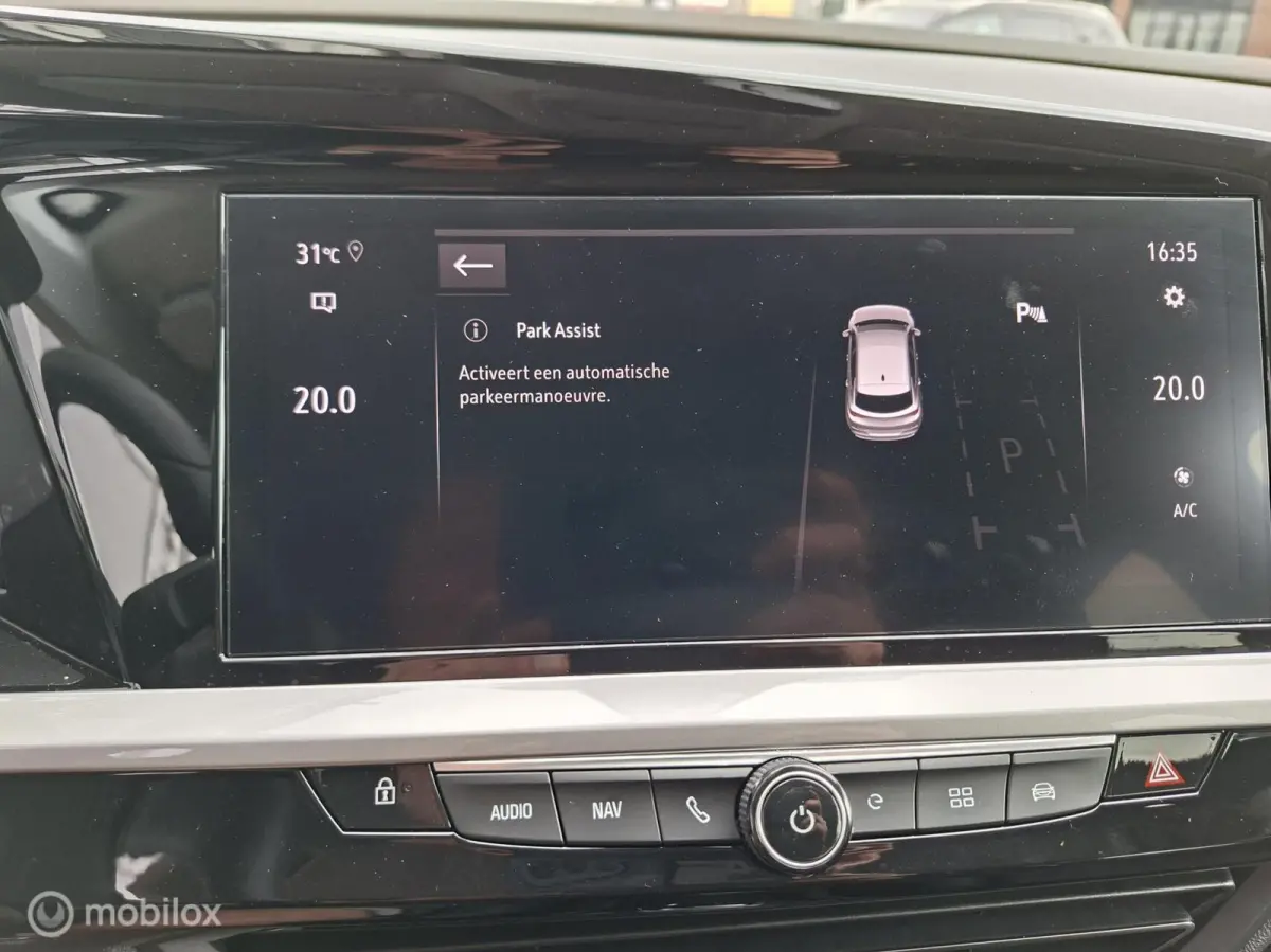 1.6 Turbo Plug-In Hybrid 4x4 GSe 300pk