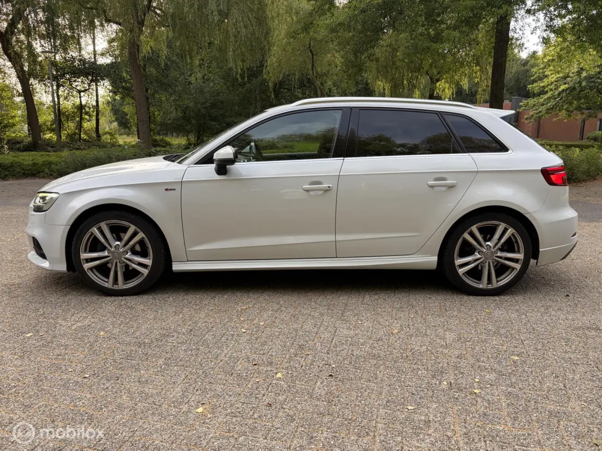 1.4 TFSI Sportback S-Line, Complete uitvoering