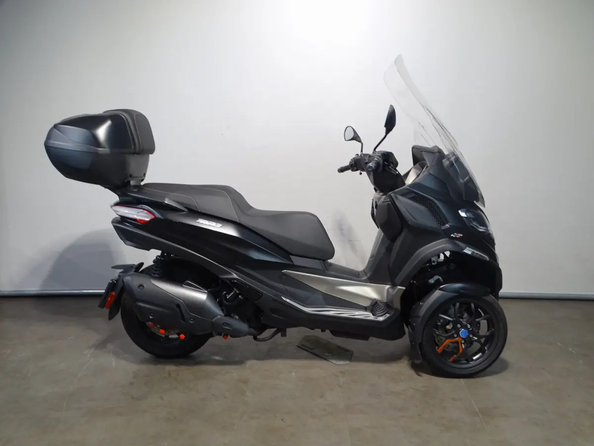 Piaggio MP3 2023 Overig Onbekend leasen